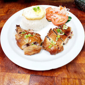 CƠM GÀ DAI RÔTI VÀ BÌ